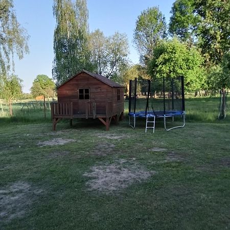 Domek U Kazi Sadowne Exteriör bild