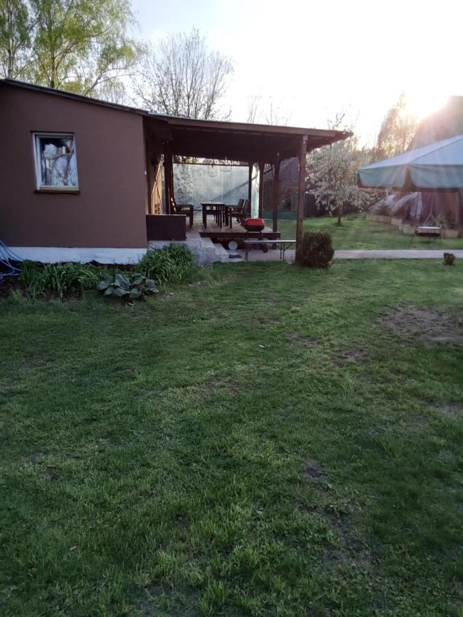 Domek U Kazi Sadowne Exteriör bild